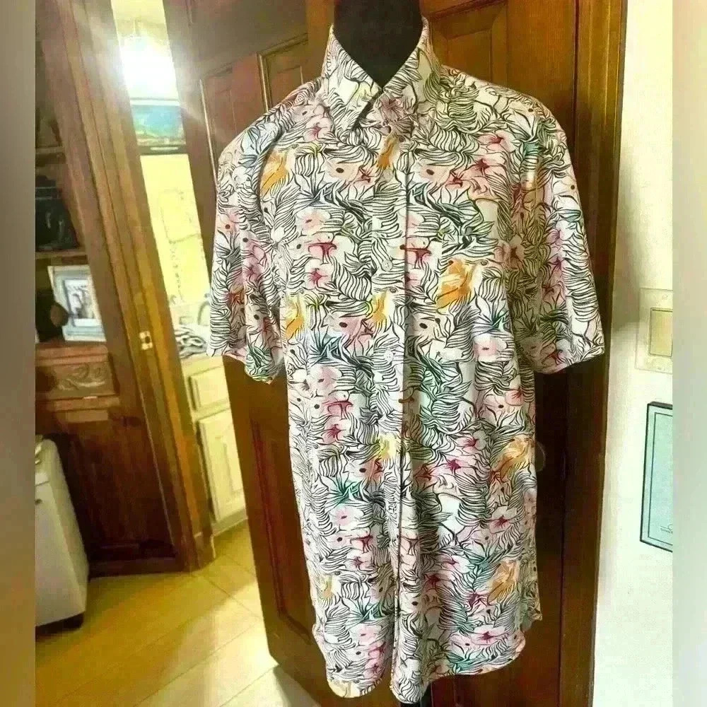 Men’s Medium Tropical Print Top by Cremieux - New Without Tags